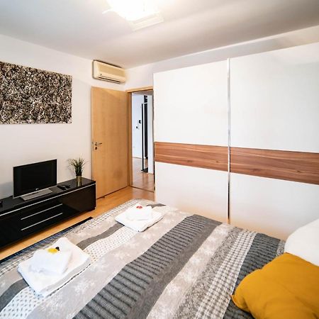 Free Parking! Soho Budapest 101, 4 Ppl, Ac, Superfast Wifi, Tv Budapeste Exterior foto
