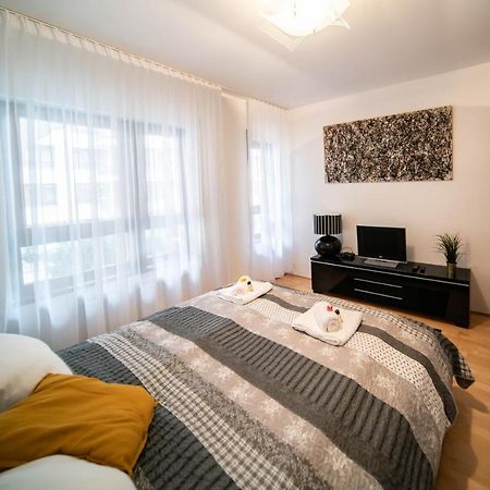 Free Parking! Soho Budapest 101, 4 Ppl, Ac, Superfast Wifi, Tv Budapeste Exterior foto