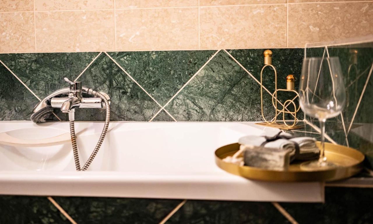 Free Parking! Soho Budapest 101, 4 Ppl, Ac, Superfast Wifi, Tv Budapeste Exterior foto