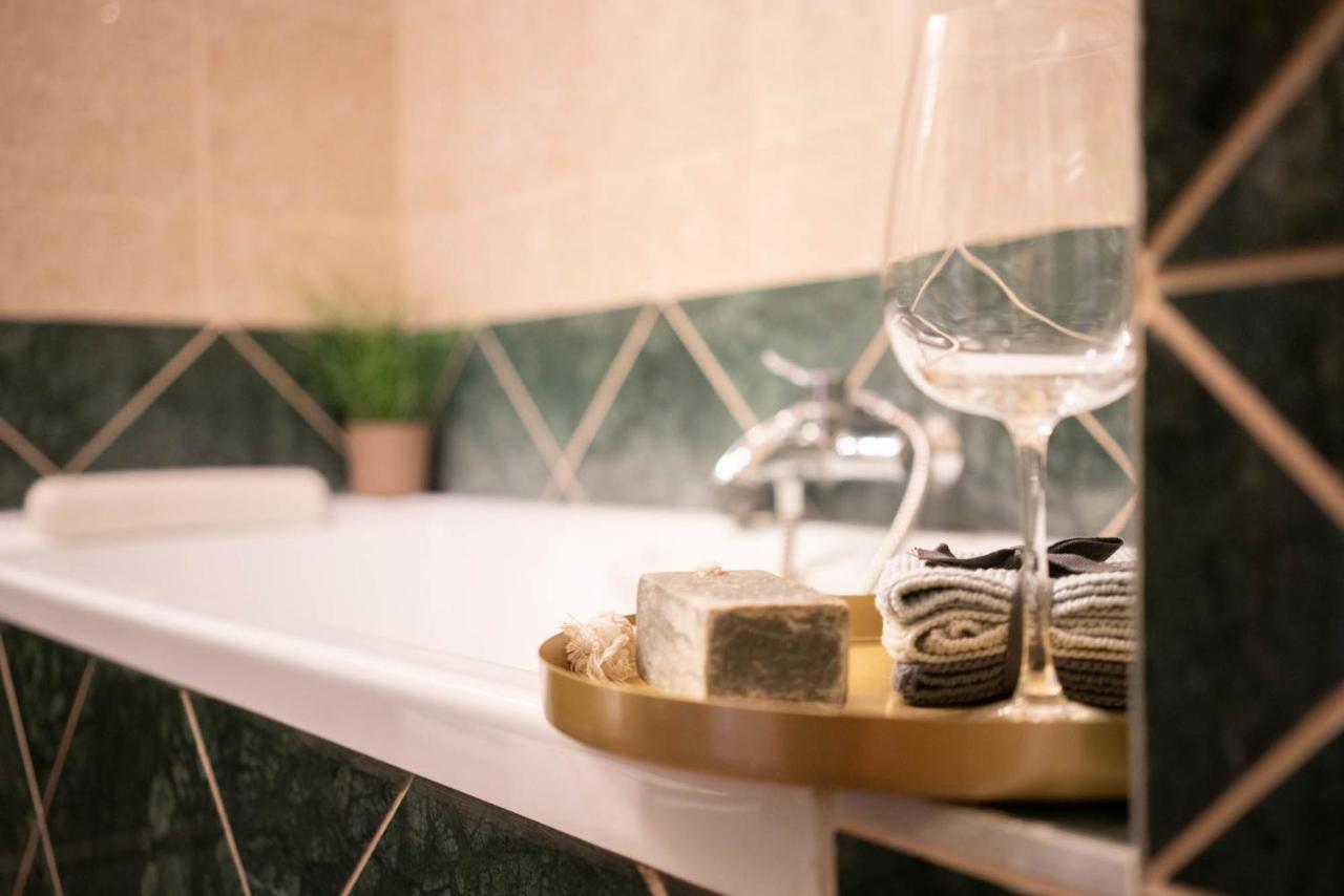 Free Parking! Soho Budapest 101, 4 Ppl, Ac, Superfast Wifi, Tv Budapeste Exterior foto